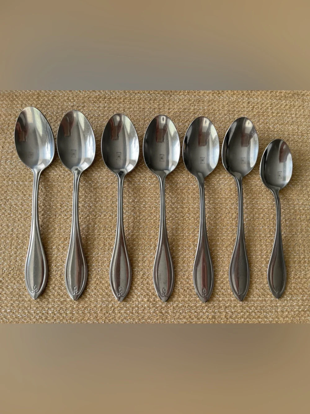 Temple (Stainless) by ONEIDA Soup Spoons*